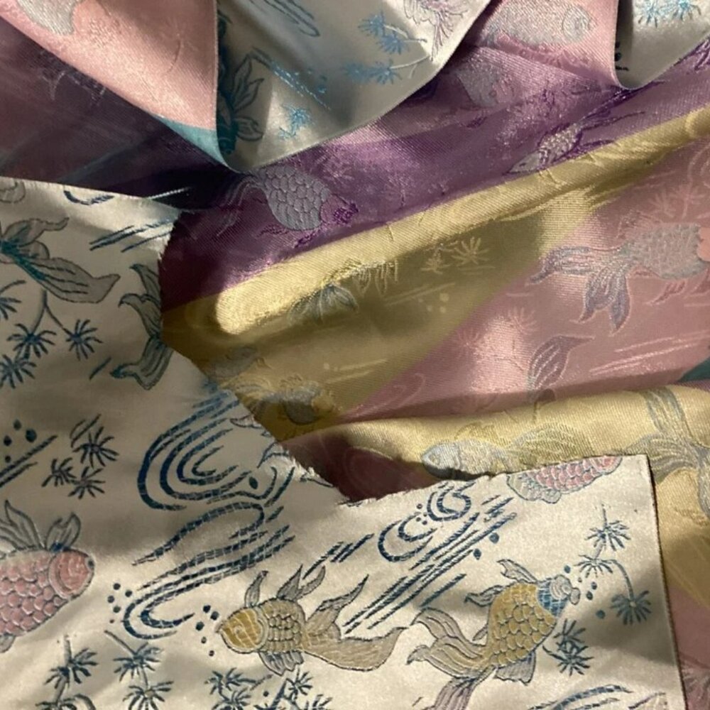 Koi Fabric-Brocade (?) Absolutely Stunning! - Picture 3 of 3